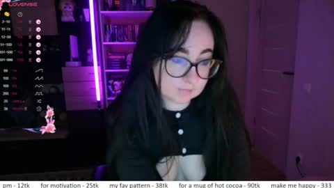 If you like it when I meow give me a thumbs up online show from 18, 6, 2026