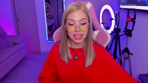 Ela online show from 24, 9, 2025