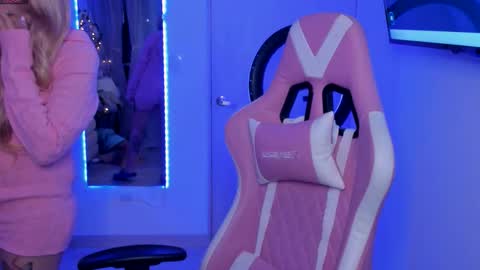 Ela online show from 9, 11, 2025