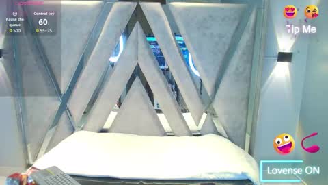 elaine87_ online show from 1, 11, 2025