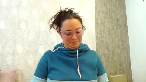 Snapshot of elamurray chatting on 6, 11, 2025 elamurray online show from 6, 11, 2025