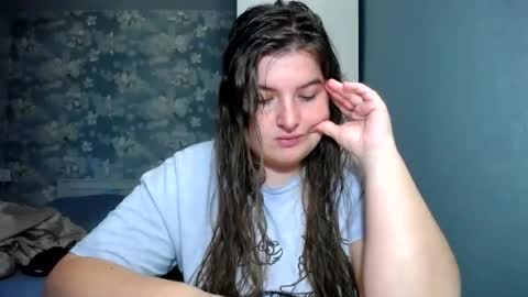 Snapshot of elanis_blair chatting on 11, 7, 2026 Elanis online show from 11, 7, 2026