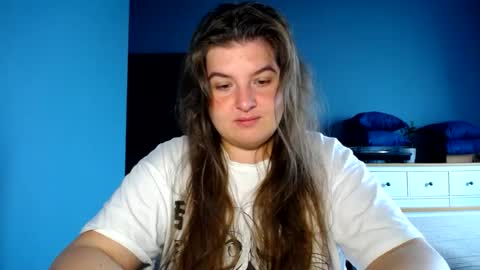 Snapshot of elanis_blair chatting on 21, 7, 2026 Elanis online show from 21, 7, 2026