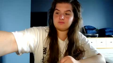 Snapshot of elanis_blair chatting on 22, 7, 2026 Elanis online show from 22, 7, 2026