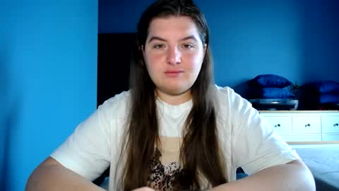 Snapshot of elanis_blair chatting on 25, 7, 2026 Elanis online show from 25, 7, 2026