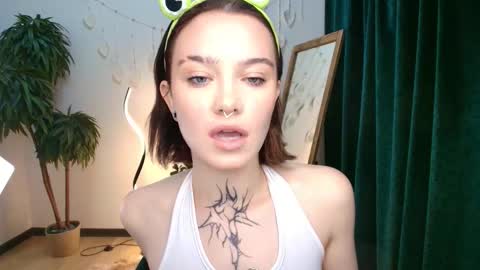 Snapshot of elastikiss chatting on 19, 10, 2025 elastikiss online show from 19, 10, 2025