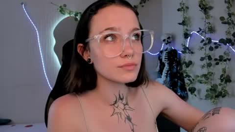 elastikiss online show from 12, 6, 2026