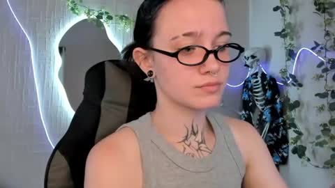 elastikiss online show from 23, 6, 2026