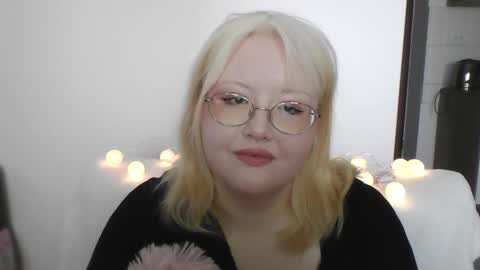 elayne_sweet online show from 23, 3, 2026