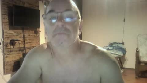 Snapshot of elbarbaro26x chatting on 4, 3, 2026 elbarbaro26x online show from 4, 3, 2026