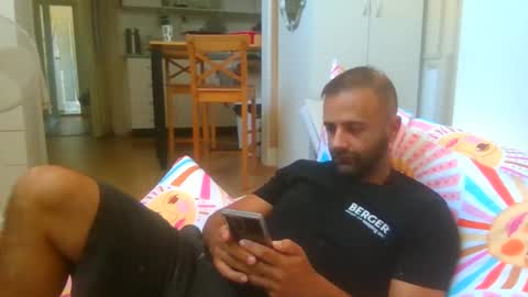 daniel18cmx online show from 8, 1, 2026