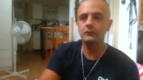 daniel18cmx online show from 23, 2, 2026