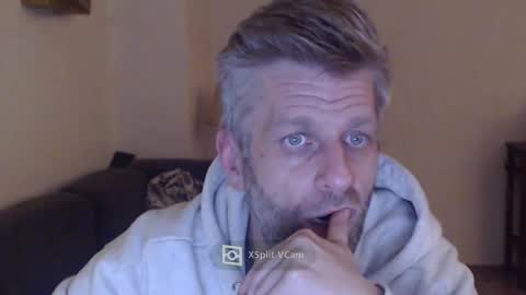 Snapshot of elculiador2207 chatting on 13, 1, 2025 Timm online show from 13, 1, 2025