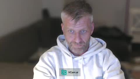 Snapshot of elculiador2207 chatting on 14, 9, 2025 Timm online show from 14, 9, 2025