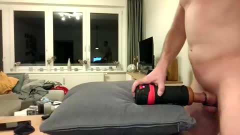 elcumbo01 online show from 28, 3, 2026