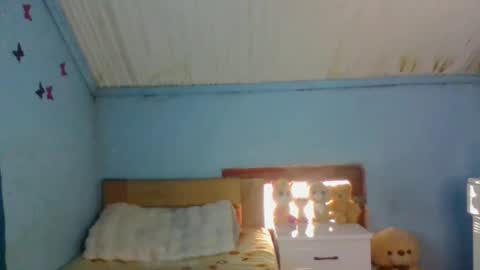 Snapshot of eldie69 chatting on 12, 11, 2025 eldie69 online show from 12, 11, 2025