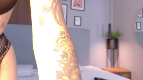 ELECTRA  online show from 18, 10, 2025