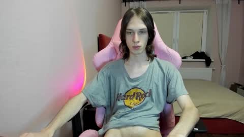 Snapshot of eleganc3 chatting on 25, 10, 2025 eleganc3 online show from 25, 10, 2025