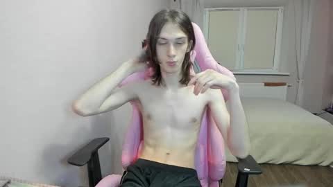 Snapshot of eleganc3 chatting on 9, 11, 2025 eleganc3 online show from 9, 11, 2025