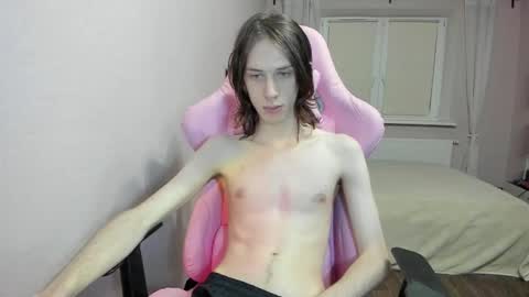 Snapshot of eleganc3 chatting on 24, 11, 2025 eleganc3 online show from 24, 11, 2025