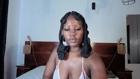 Snapshot of elegant_ebony chatting on 9, 5, 2026 Nika online show from 9, 5, 2026