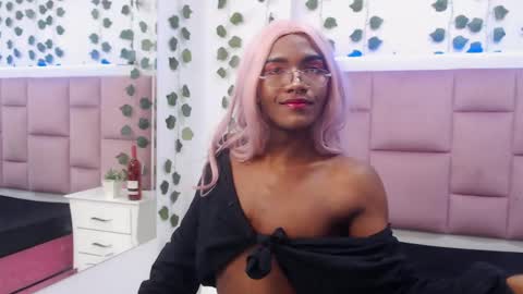 Snapshot of elektraqueen1 chatting on 28, 5, 2026 LUISA online show from 28, 5, 2026