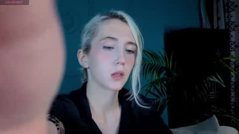 Snapshot of elen__moore chatting on 20, 7, 2026 Elen online show from 20, 7, 2026