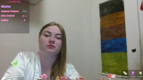 Snapshot of elena_maeer chatting on 19, 5, 2026 Elena online show from 19, 5, 2026