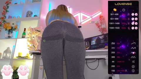 Elena online show from 25, 1, 2025