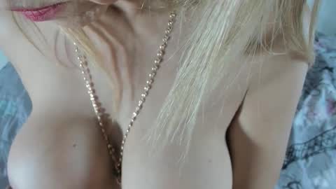 Elena online show from 8, 2, 2026