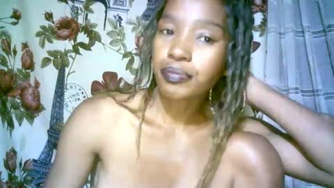 Snapshot of elenah0123 chatting on 4, 12, 2024 elenah013 online show from 4, 12, 2024