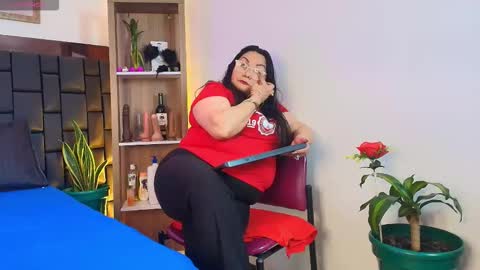 elenna_boobs_ online show from 18, 2, 2026