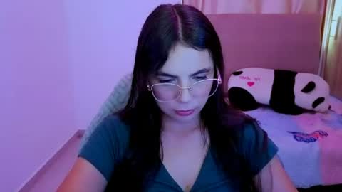 Snapshot of elenna_hotx chatting on 15, 6, 2026 agnes online show from 15, 6, 2026