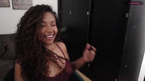 Snapshot of elenna_snow chatting on 25, 7, 2026 Elenna online show from 25, 7, 2026