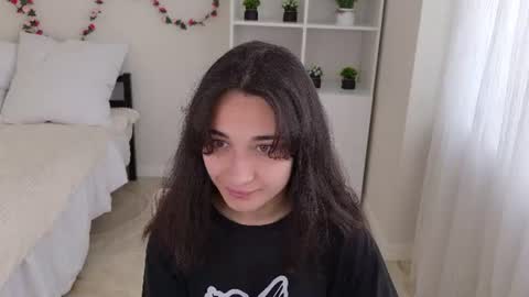 Snapshot of eleonoraa_sun chatting on 4, 7, 2026 eleonoraa_sun online show from 4, 7, 2026