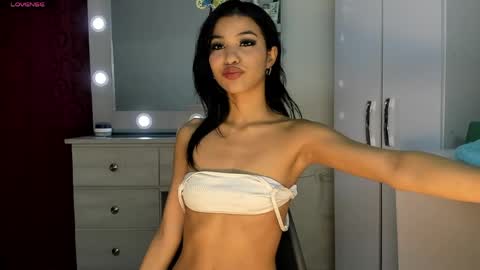elettra_bennet online show from 1, 6, 2026