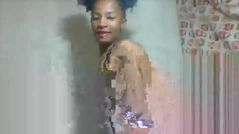 Snapshot of elia011 chatting on 25, 5, 2026 elia011 online show from 25, 5, 2026