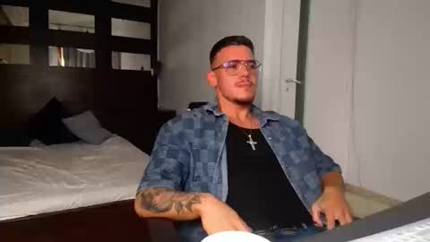 ElijahThorne online show from 14, 3, 2026