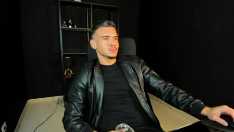 ElijahThorne online show from 16, 4, 2026