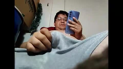 Snapshot of elimposstor chatting on 7, 1, 2025 elimposstor online show from 7, 1, 2025