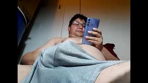 Snapshot of elimposstor chatting on 15, 1, 2025 elimposstor online show from 15, 1, 2025