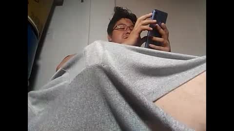 Snapshot of elimposstor chatting on 24, 2, 2025 elimposstor online show from 24, 2, 2025