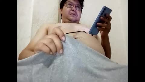 Snapshot of elimposstor chatting on 15, 9, 2025 elimposstor online show from 15, 9, 2025