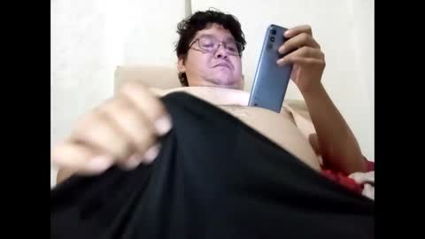 Snapshot of elimposstor chatting on 21, 10, 2025 elimposstor online show from 21, 10, 2025