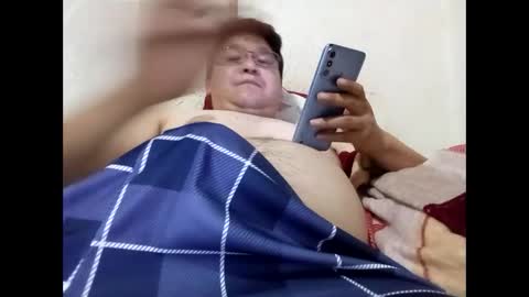 Snapshot of elimposstor chatting on 25, 11, 2025 elimposstor online show from 25, 11, 2025