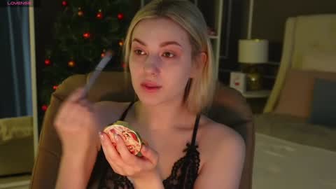 Elina online show from 21, 12, 2024