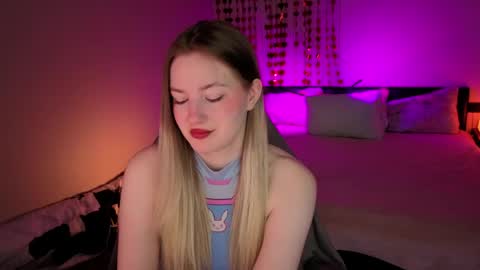 Elina online show from 6, 4, 2026