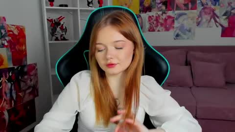 Snapshot of elinavale chatting on 21, 4, 2026 elinavale online show from 21, 4, 2026
