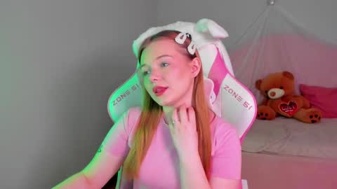 Snapshot of elinavale chatting on 22, 4, 2026 elinavale online show from 22, 4, 2026