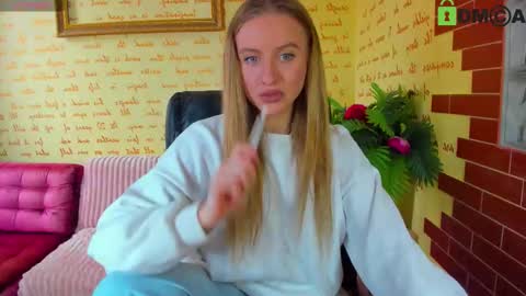 elinor_faith online show from 12, 11, 2025